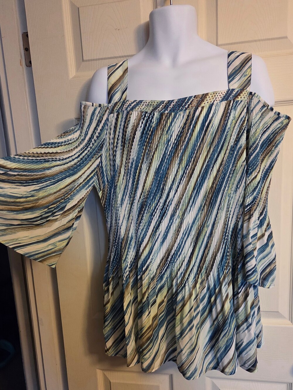Catherines Striped Crinkle Cold-Shoulder  Blouse Size 2X NWOT